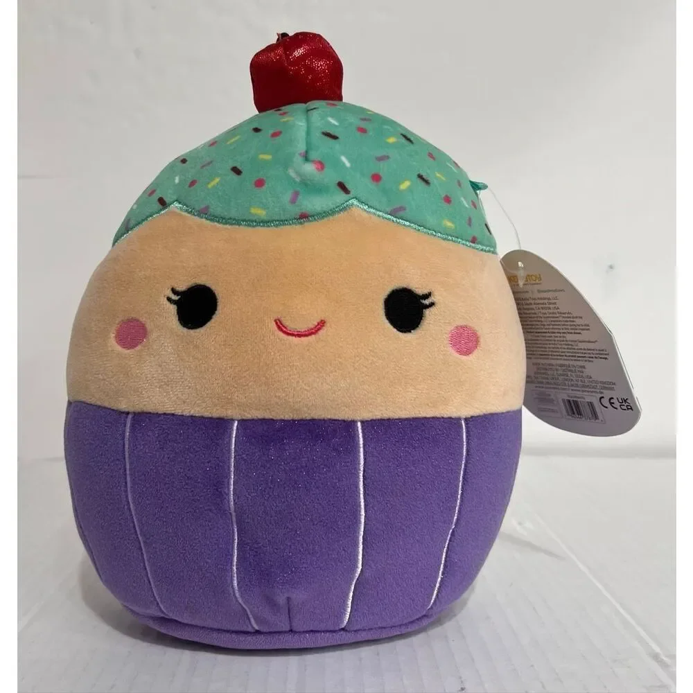 Squishmallows Blyne The Cupcake  8”   NWT